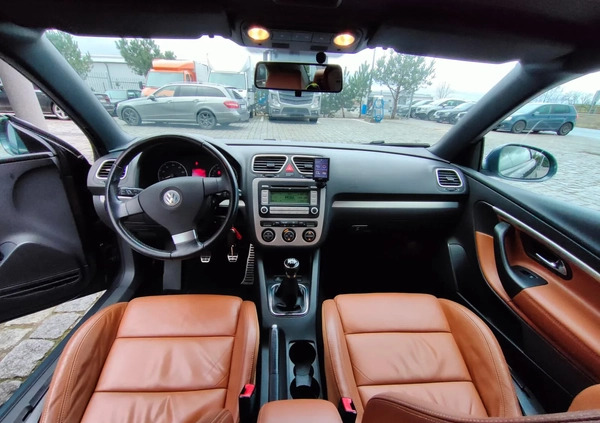 Volkswagen Eos cena 30900 przebieg: 146000, rok produkcji 2008 z Siewierz małe 172